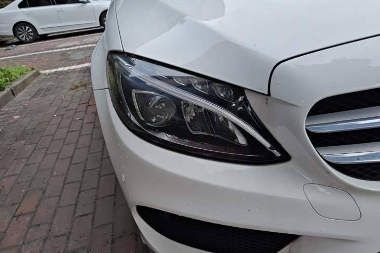Used Mercedes-Benz C-Class 2017 Facelift C 200 L Sport Edition Right Front Headlight