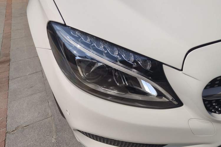 Used Mercedes-Benz C-Class 2017 Facelift C 200 Coupe Right Front Headlight