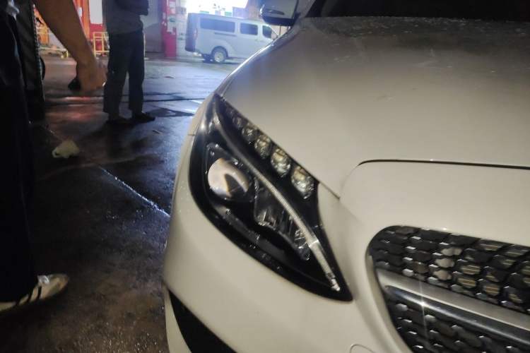Used Mercedes-Benz C-Class 2017 C 180 L Sport Edition Right Front Headlight