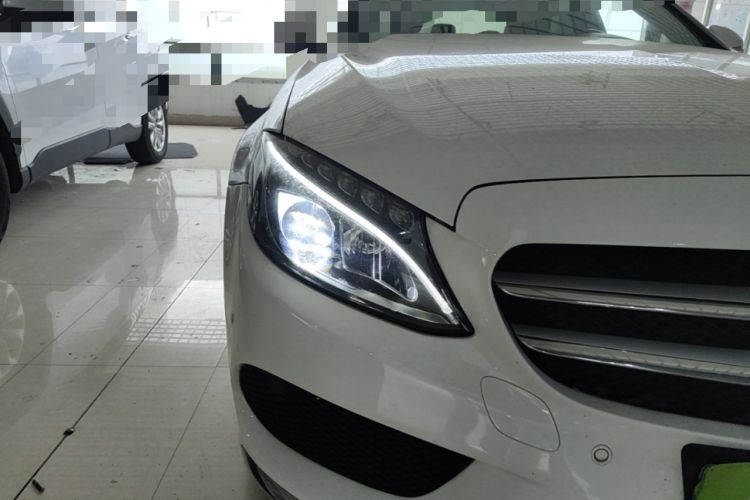 Used Mercedes-Benz C-Class 2017 C 180 L Sport Edition Right Front Headlight