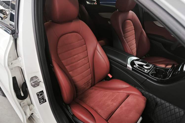 Used Mercedes-Benz C-Class 2017 Restyled C 200 Sport Edition Right Front Seat