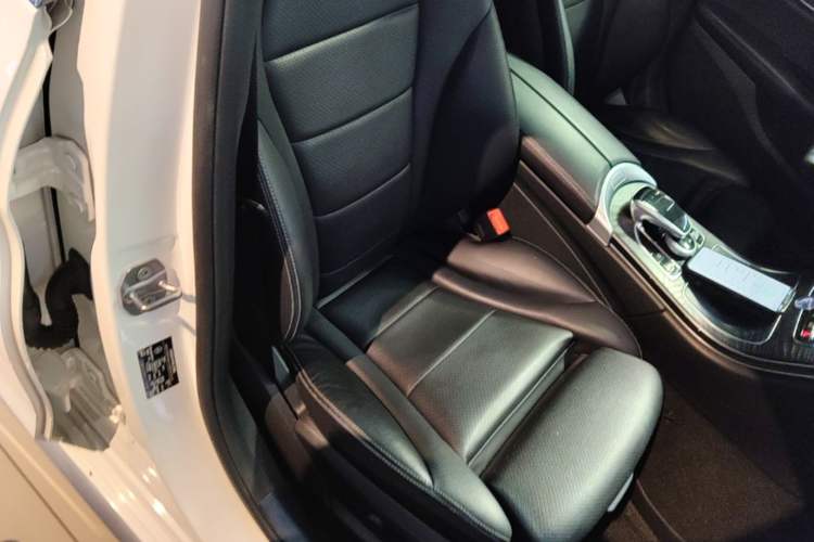 Used Mercedes-Benz C-Class 2017 C 200 L Sport Edition Right Front Seat