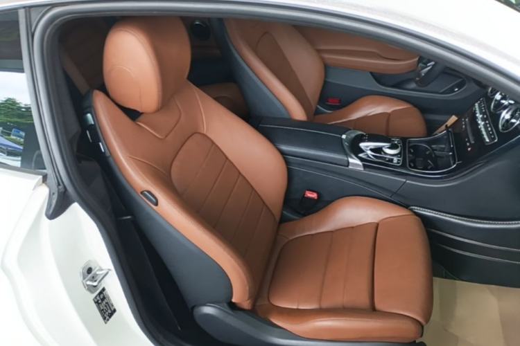 Used Mercedes-Benz C-Class 2017 Facelift C 200 Coupe Right Front Seat