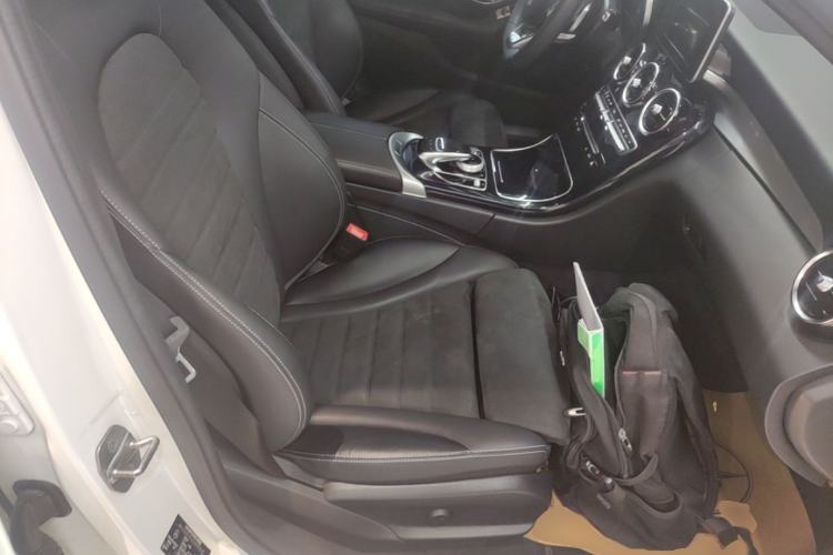 Used Mercedes-Benz C-Class 2017 Restyled C 200 Sport Edition Right Front Seat
