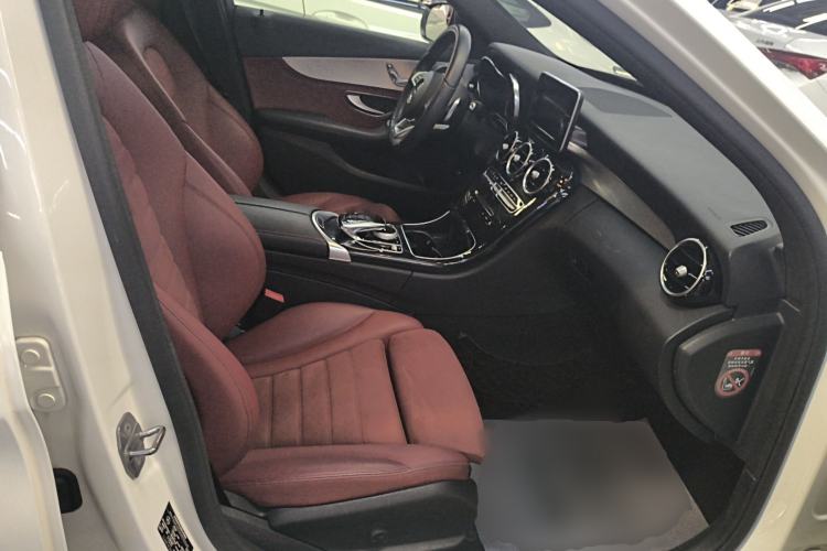 Used Mercedes-Benz C-Class 2017 Restyled C 200 Sport Edition Right Front Seat