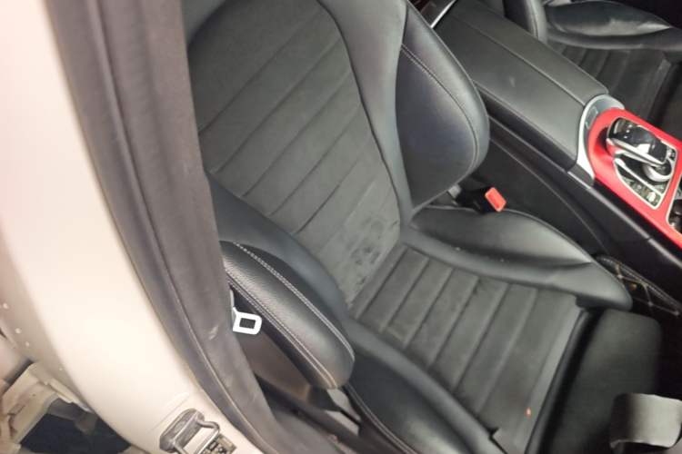 Used Mercedes-Benz C-Class 2017 Restyled C 200 Sport Edition Right Front Seat