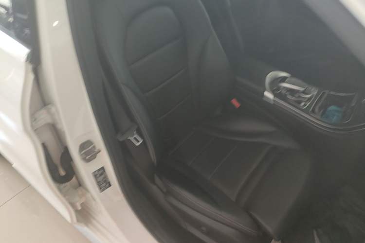 Used Mercedes-Benz C-Class 2017 C 180 L Sport Edition Right Front Seat