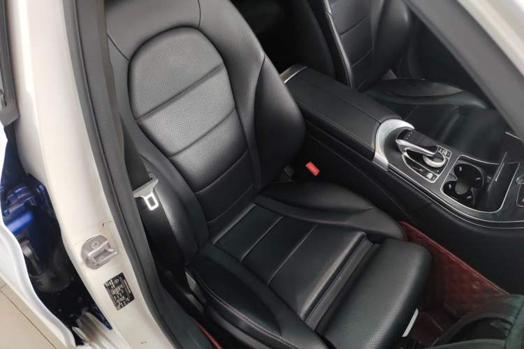 Used Mercedes-Benz C-Class 2017 Restyled C 180 L Fashion Edition Sport Version Right Front Seat