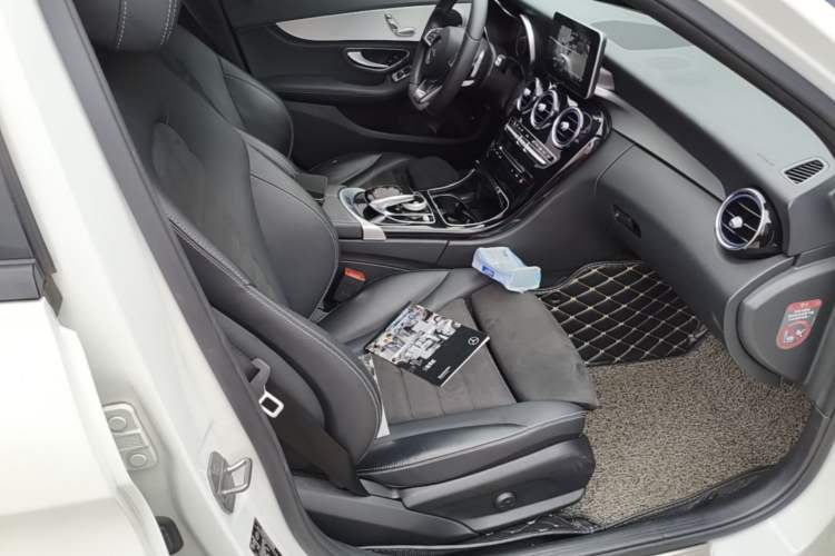 Used Mercedes-Benz C-Class 2017 C 200 Sport Edition Right Front Seat