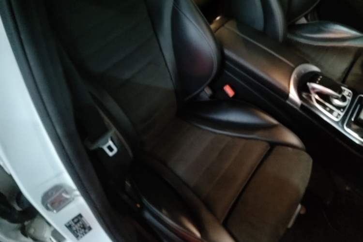 Used Mercedes-Benz C-Class 2017 Restyled C 200 Sport Edition Right Front Seat