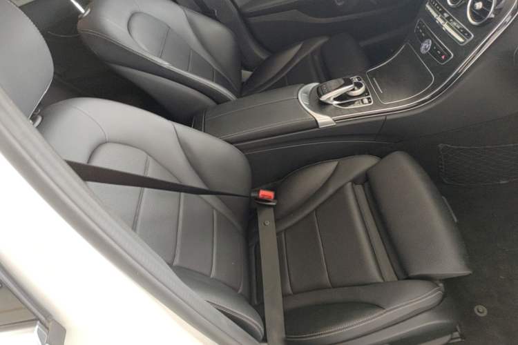 Used Mercedes-Benz C-Class 2017 Restyled C 180 L Fashion Edition Sport Version Right Front Seat