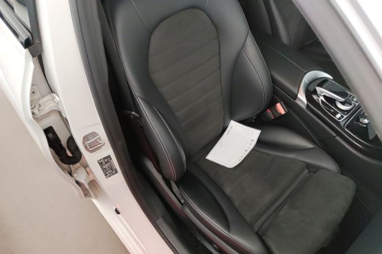 Used Mercedes-Benz C-Class 2017 Restyled C 200 Sport Edition Right Front Seat