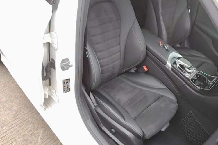 Used Mercedes-Benz C-Class 2017 Restyled C 200 Sport Edition Right Front Seat