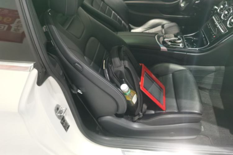 Used Mercedes-Benz C-Class 2017 Facelift C 200 Coupe Right Front Seat