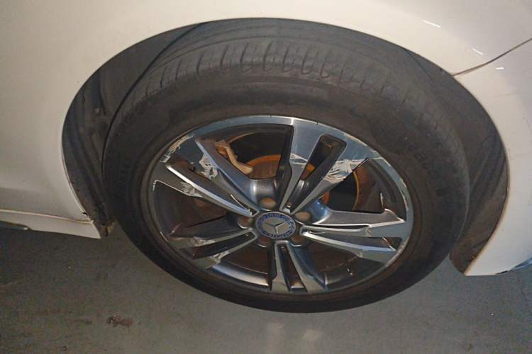 Used Mercedes-Benz C-Class 2017 C 200 L Sport Edition Right Front Wheel Hub