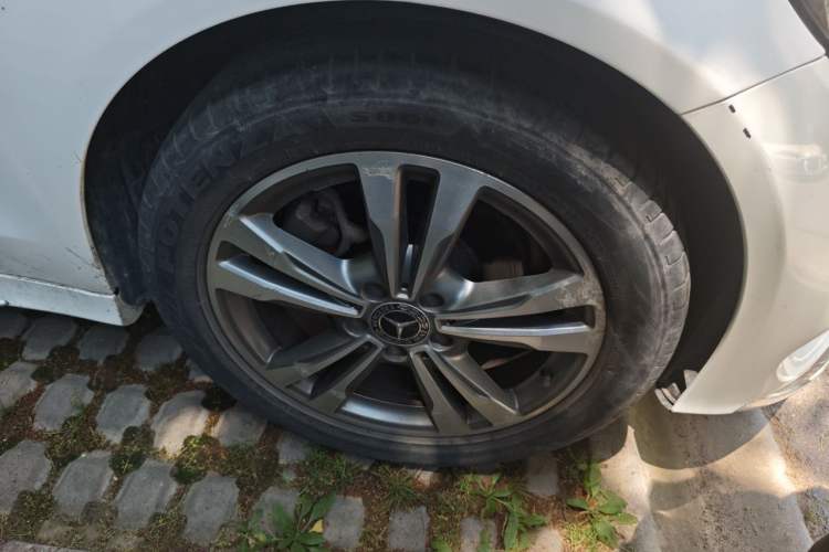 Used Mercedes-Benz C-Class 2017 C 200 L Sport Edition Right Front Wheel Hub