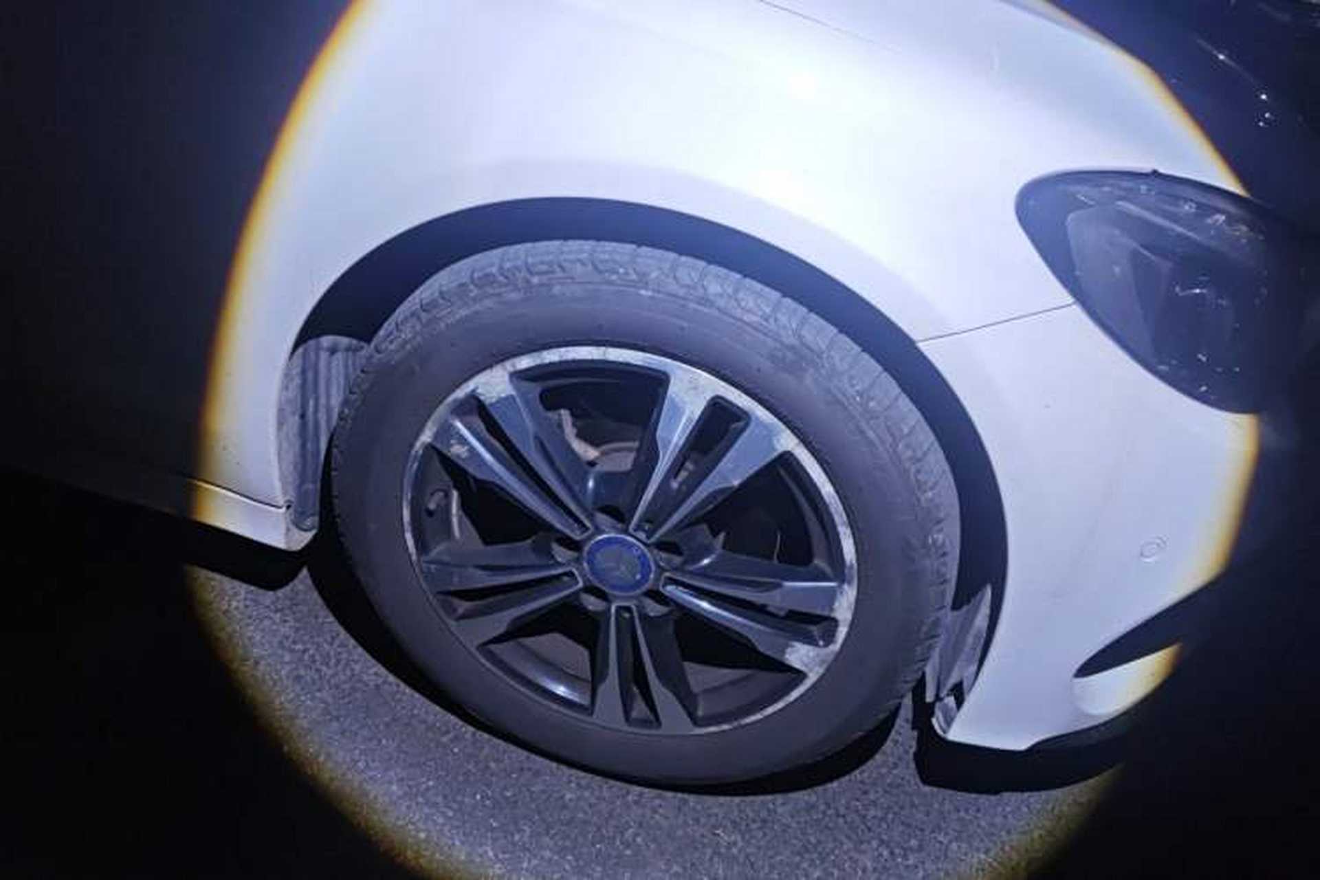 Used Mercedes-Benz C-Class 2017 C 200 Sport Edition Right Front Wheel Hub
