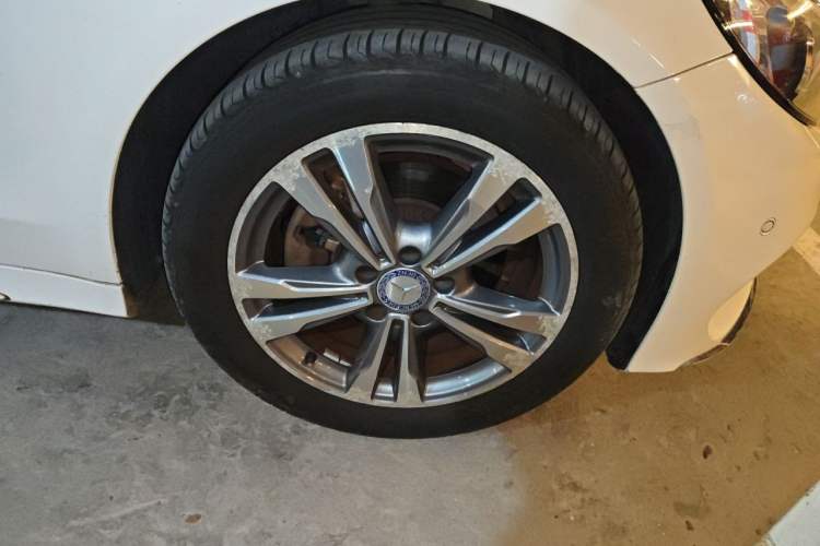 Used Mercedes-Benz C-Class 2017 C 200 L Sport Edition Right Front Wheel Hub