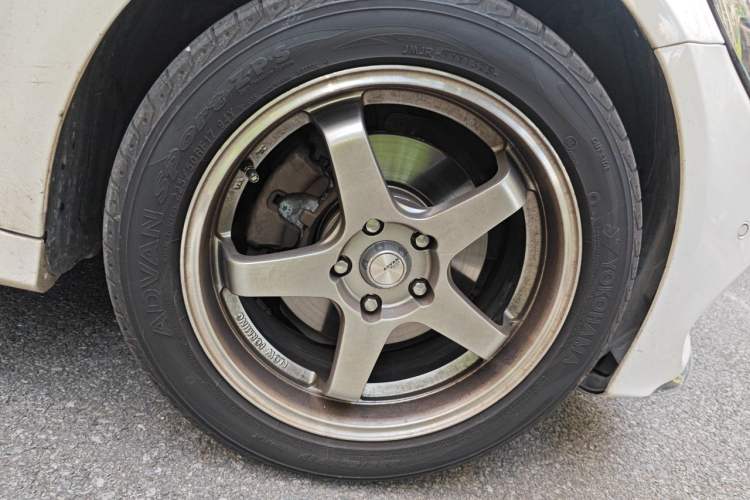 Used Mercedes-Benz C-Class 2017 C 200 L Sport Edition Right Front Wheel Hub