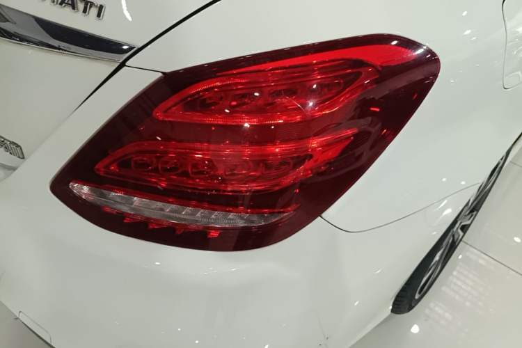 Used Mercedes-Benz C-Class 2017 C 200 Sport Edition 4MATIC Right Rear Taillight
