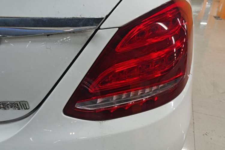 Used Mercedes-Benz C-Class 2017 Restyled C 180 L Fashion Edition Sport Version Right Rear Taillight