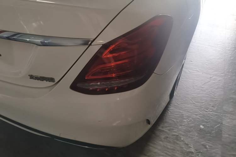 Used Mercedes-Benz C-Class 2017 Revised C 180 L Dynamic Sports Edition Right Rear Taillight