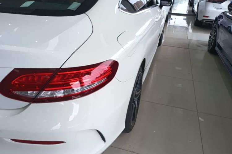 Used Mercedes-Benz C-Class 2017 Facelift C 200 Coupe Right Rear Taillight