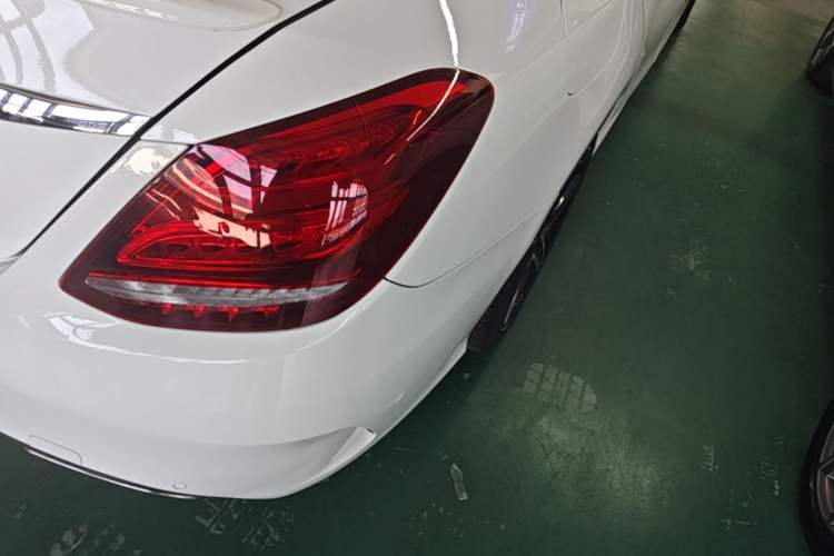 Used Mercedes-Benz C-Class 2017 Facelift C 300 Sport Edition Right Rear Taillight