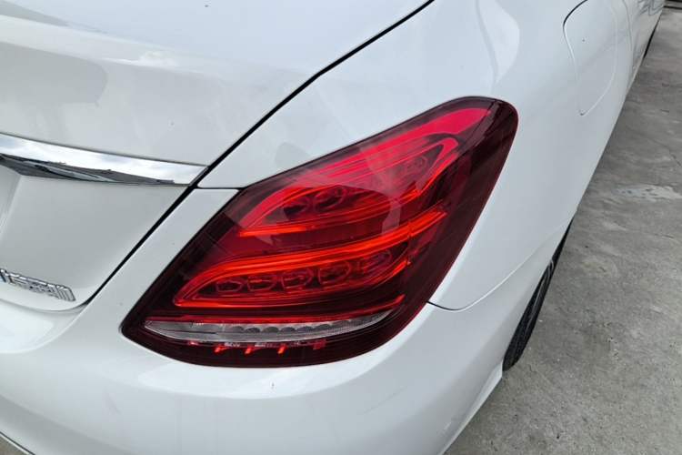 Used Mercedes-Benz C-Class 2017 Facelift C 200 L Sport Edition Right Rear Taillight