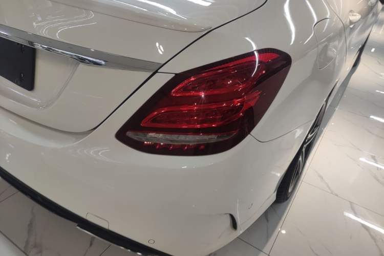 Used Mercedes-Benz C-Class 2017 Restyled C 200 Sport Edition Right Rear Taillight