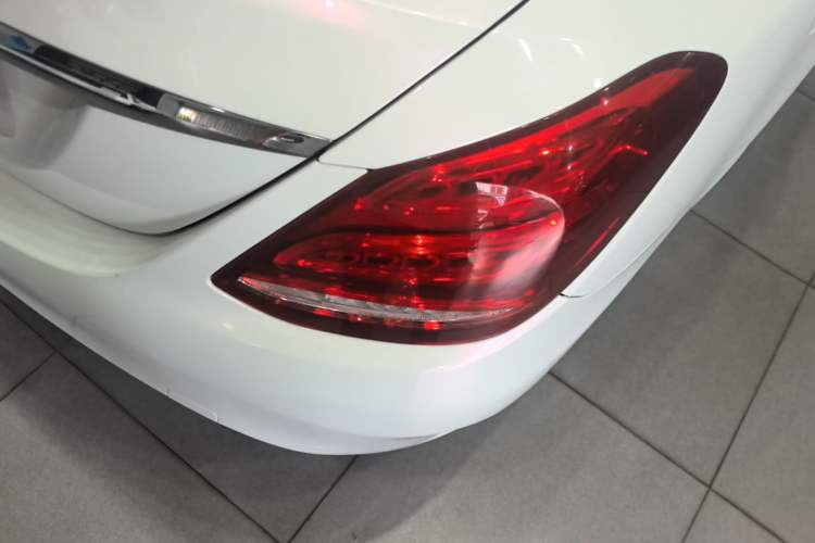 Used Mercedes-Benz C-Class 2017 Restyled C 180 L Fashion Edition Sport Version Right Rear Taillight