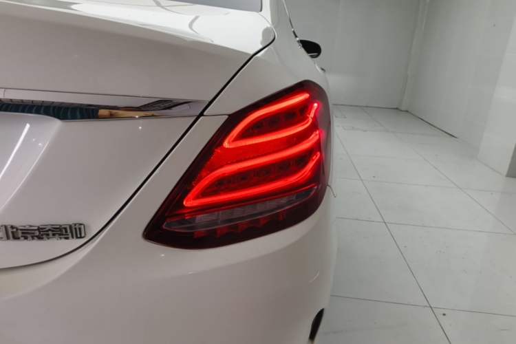 Used Mercedes-Benz C-Class 2017 Facelift C 200 L Sport Edition Right Rear Taillight