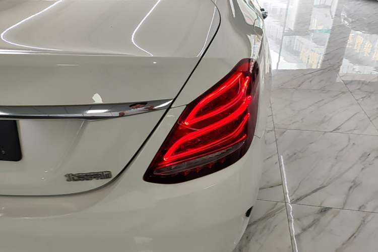 Used Mercedes-Benz C-Class 2017 Restyled C 180 L Fashion Edition Sport Version Right Rear Taillight