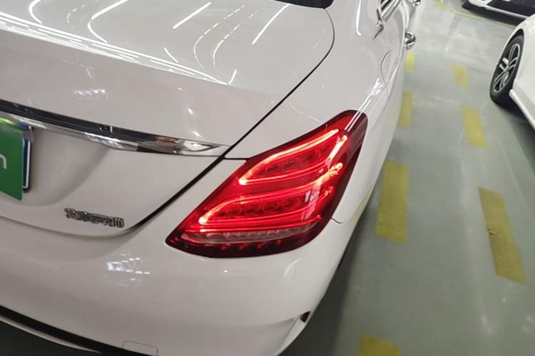 Used Mercedes-Benz C-Class 2017 Restyled C 180 L Fashion Edition Sport Version Right Rear Taillight