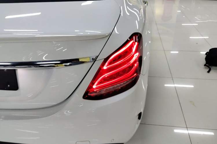 Used Mercedes-Benz C-Class 2017 Restyled C 200 Sport Edition Right Rear Taillight