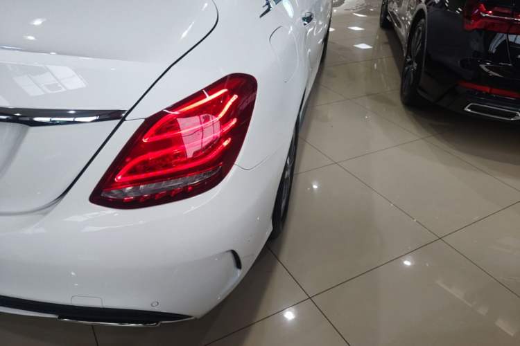 Used Mercedes-Benz C-Class 2017 Facelift C 200 L Sport Edition Right Rear Taillight