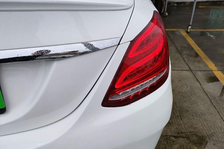 Used Mercedes-Benz C-Class 2017 Restyled C 200 Sport Edition Right Rear Taillight