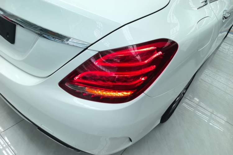 Used Mercedes-Benz C-Class 2017 Facelift C 200 L Sport Edition Right Rear Taillight