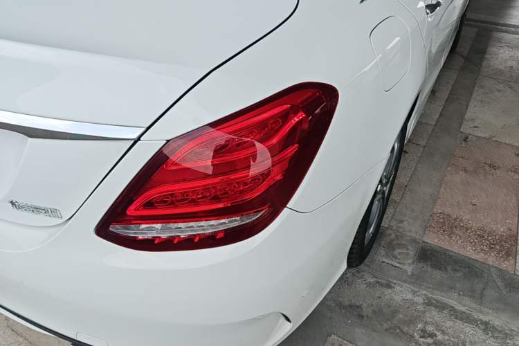 Used Mercedes-Benz C-Class 2017 Restyled C 180 L Fashion Edition Sport Version Right Rear Taillight