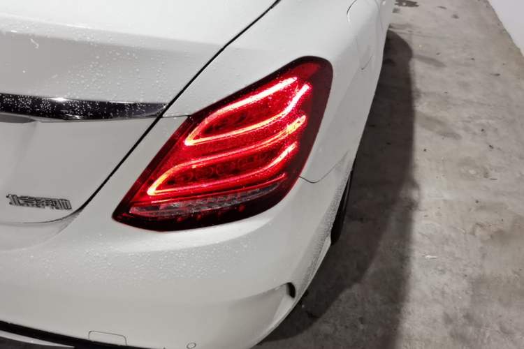 Used Mercedes-Benz C-Class 2017 Restyled C 180 L Fashion Edition Sport Version Right Rear Taillight