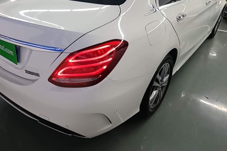 Used Mercedes-Benz C-Class 2017 Facelift C 200 L Sport Edition Right Rear Taillight