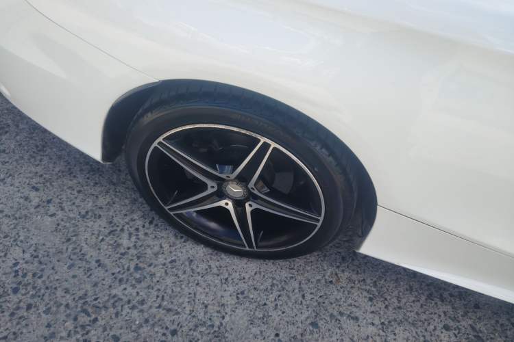 Used Mercedes-Benz C-Class 2017 C 200 Coupe Right Rear Wheel Hub