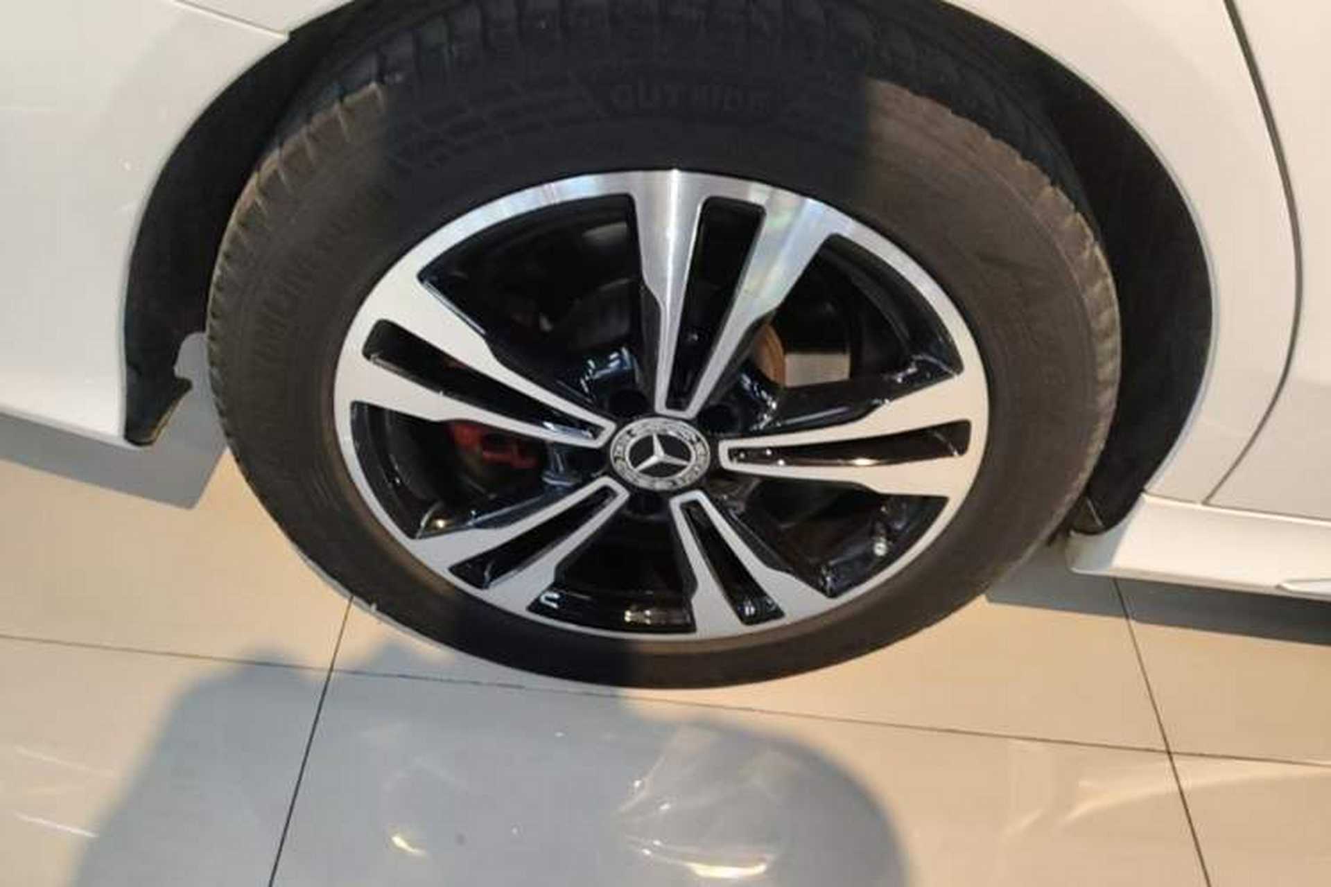 Used Mercedes-Benz C-Class 2017 C 200 L Sport Edition Right Rear Wheel Hub