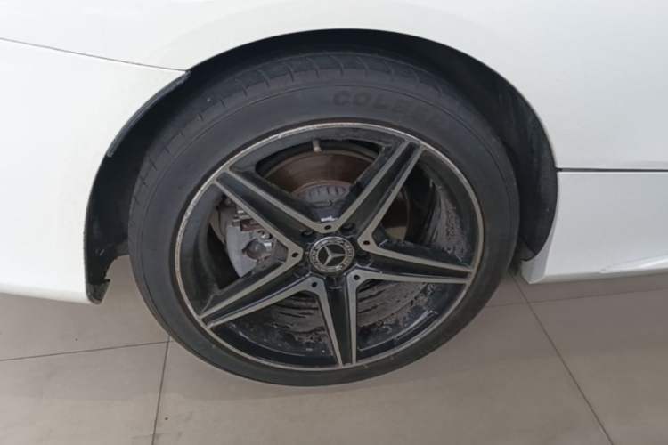 Used Mercedes-Benz C-Class 2017 Facelift C 200 Coupe Right Rear Wheel Hub
