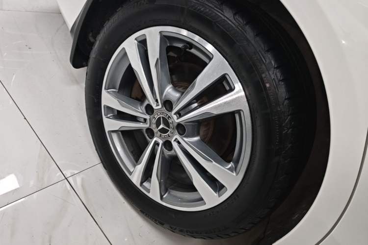 Used Mercedes-Benz C-Class 2017 Facelift C 200 L Sport Edition Right Rear Wheel Hub