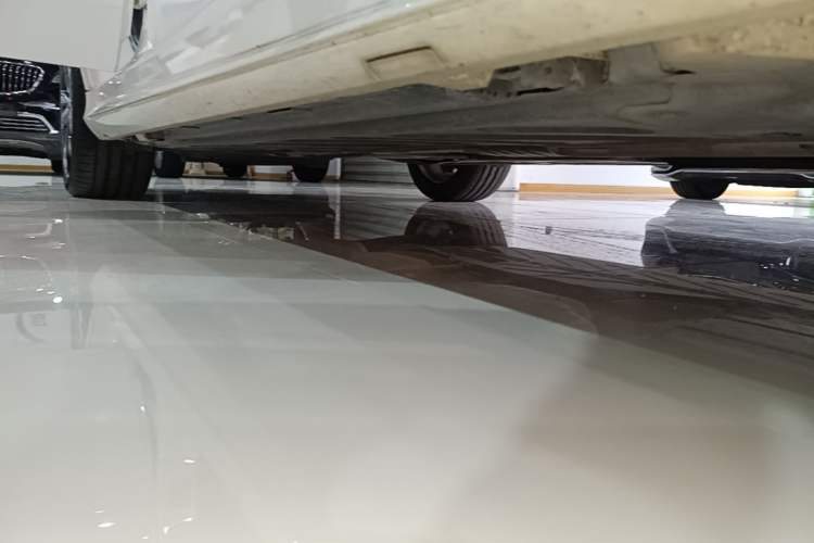 Used Mercedes-Benz C-Class 2017 C 200 Sport Edition 4MATIC Right Side Sill