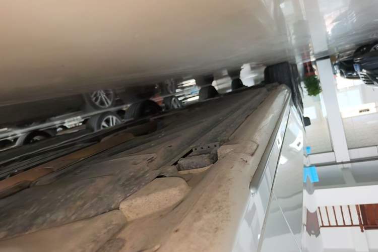Used Mercedes-Benz C-Class 2017 Facelift C 200 L Sport Edition Right Side Sill