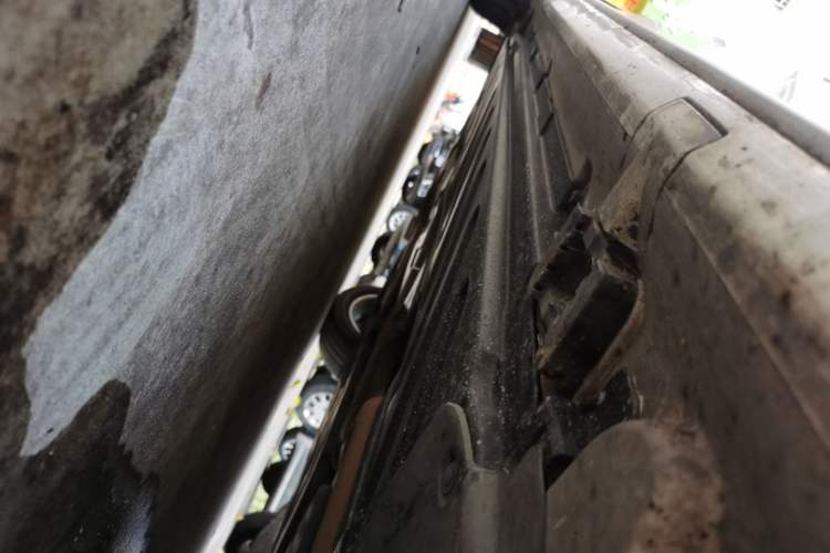 Used Mercedes-Benz C-Class 2017 C 200 L Sport Edition Right Side Sill