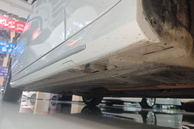 Used Mercedes-Benz C-Class 2017 Facelift C 200 L Sport Edition Right Side Sill
