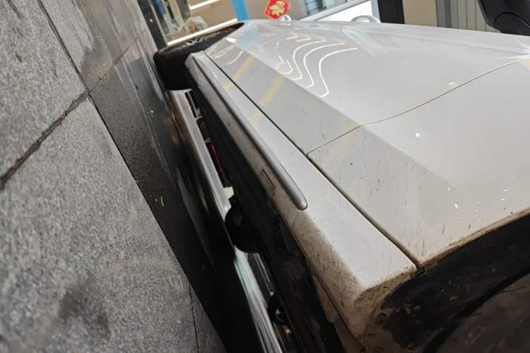 Used Mercedes-Benz C-Class 2017 Facelift C 200 L Sport Edition Right Side Sill